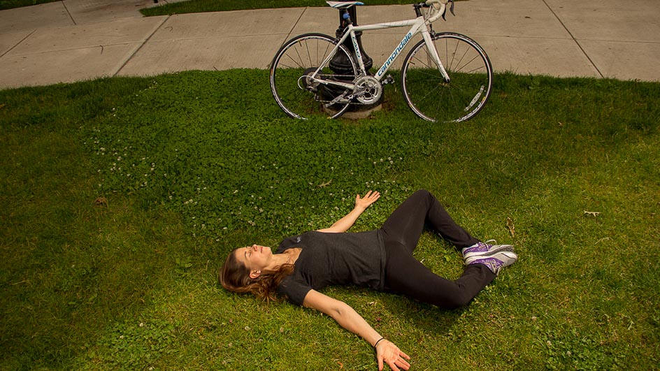 9 Yoga Poses for Cyclists | DuVine